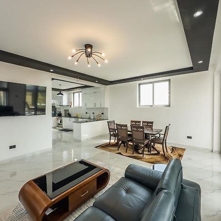Avian Court Penthouse Aparthotel Naivasha Ngoại thất bức ảnh