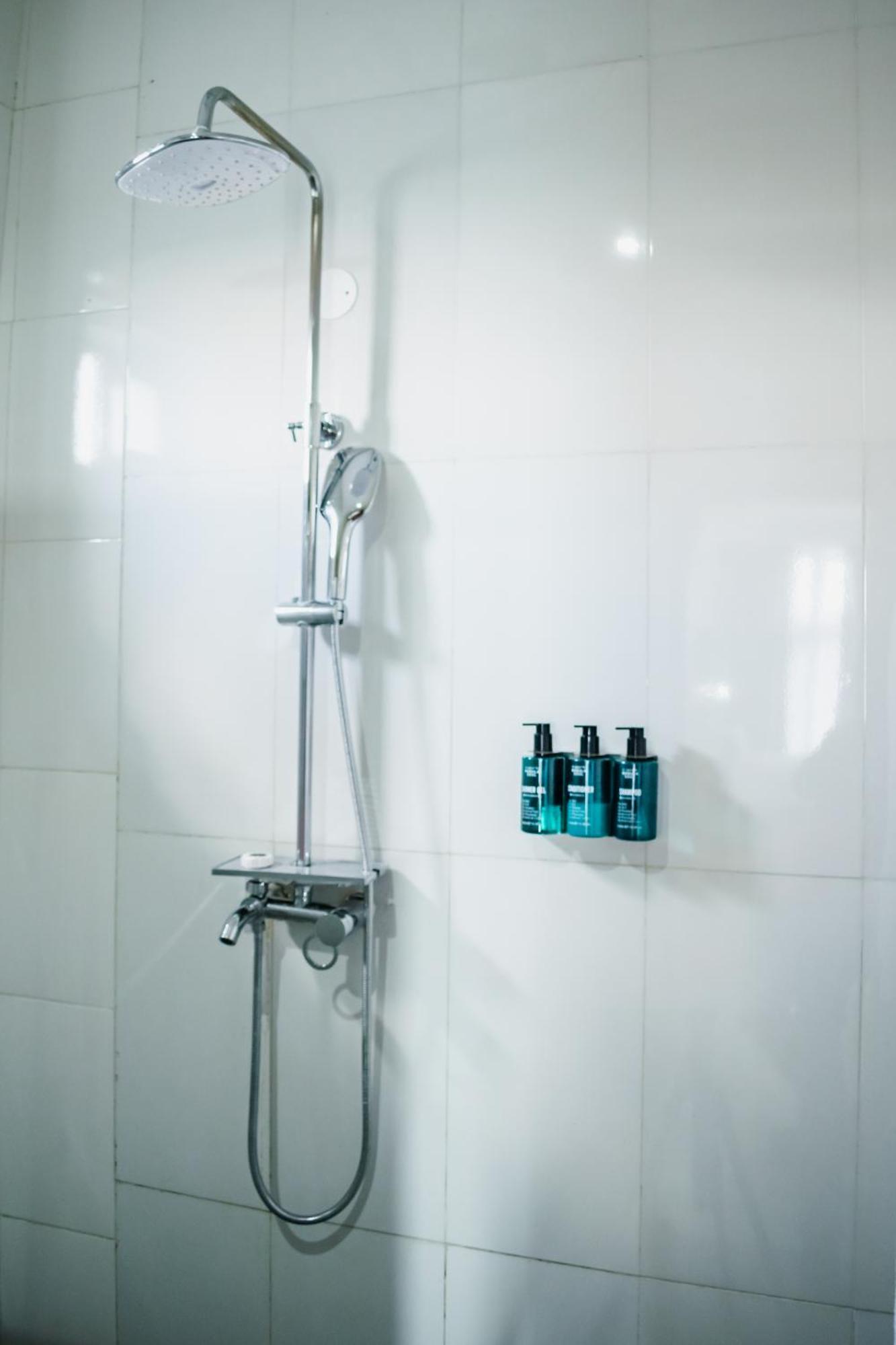 Avian Court Penthouse Aparthotel Naivasha Ngoại thất bức ảnh