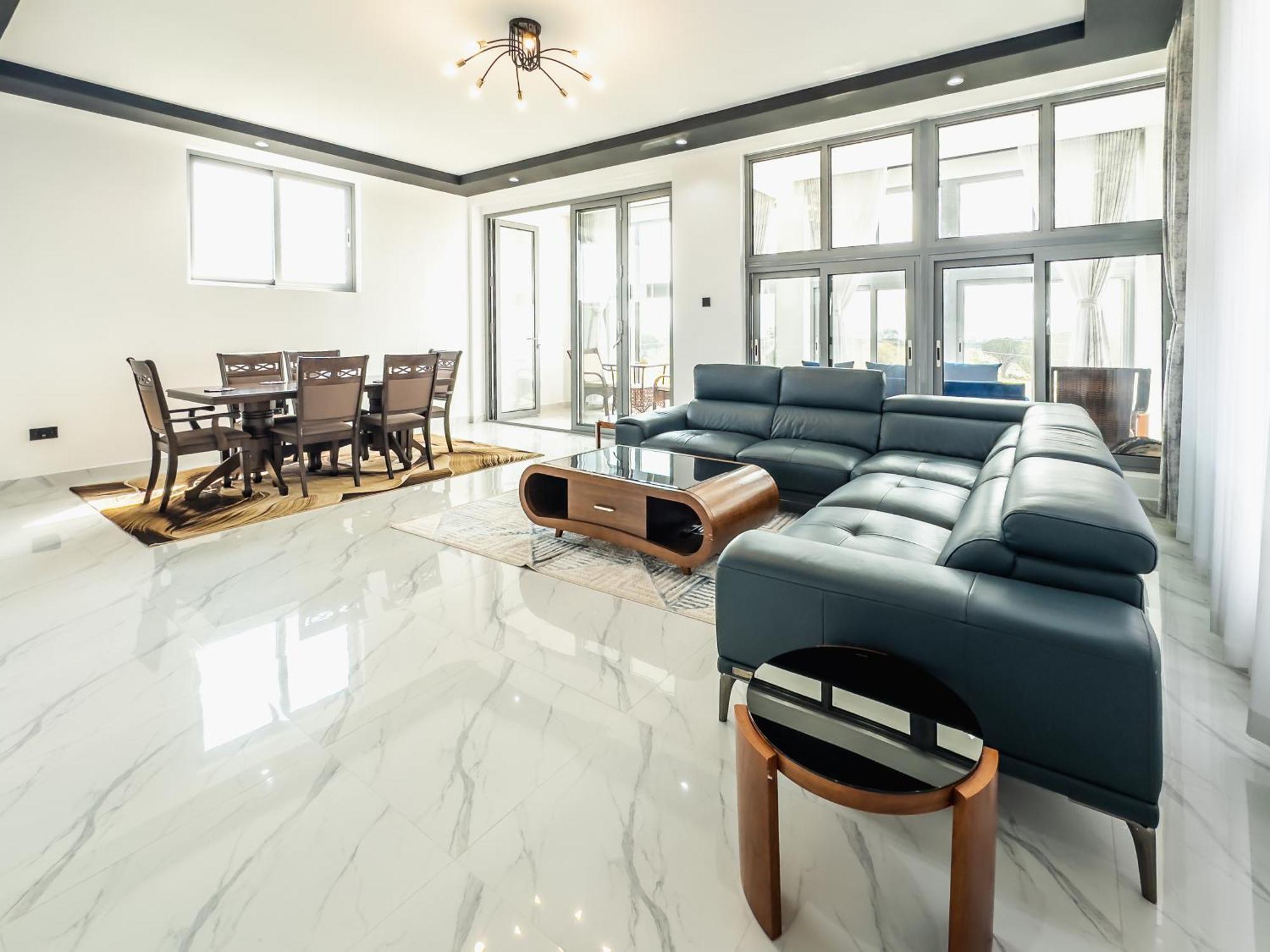 Avian Court Penthouse Aparthotel Naivasha Ngoại thất bức ảnh