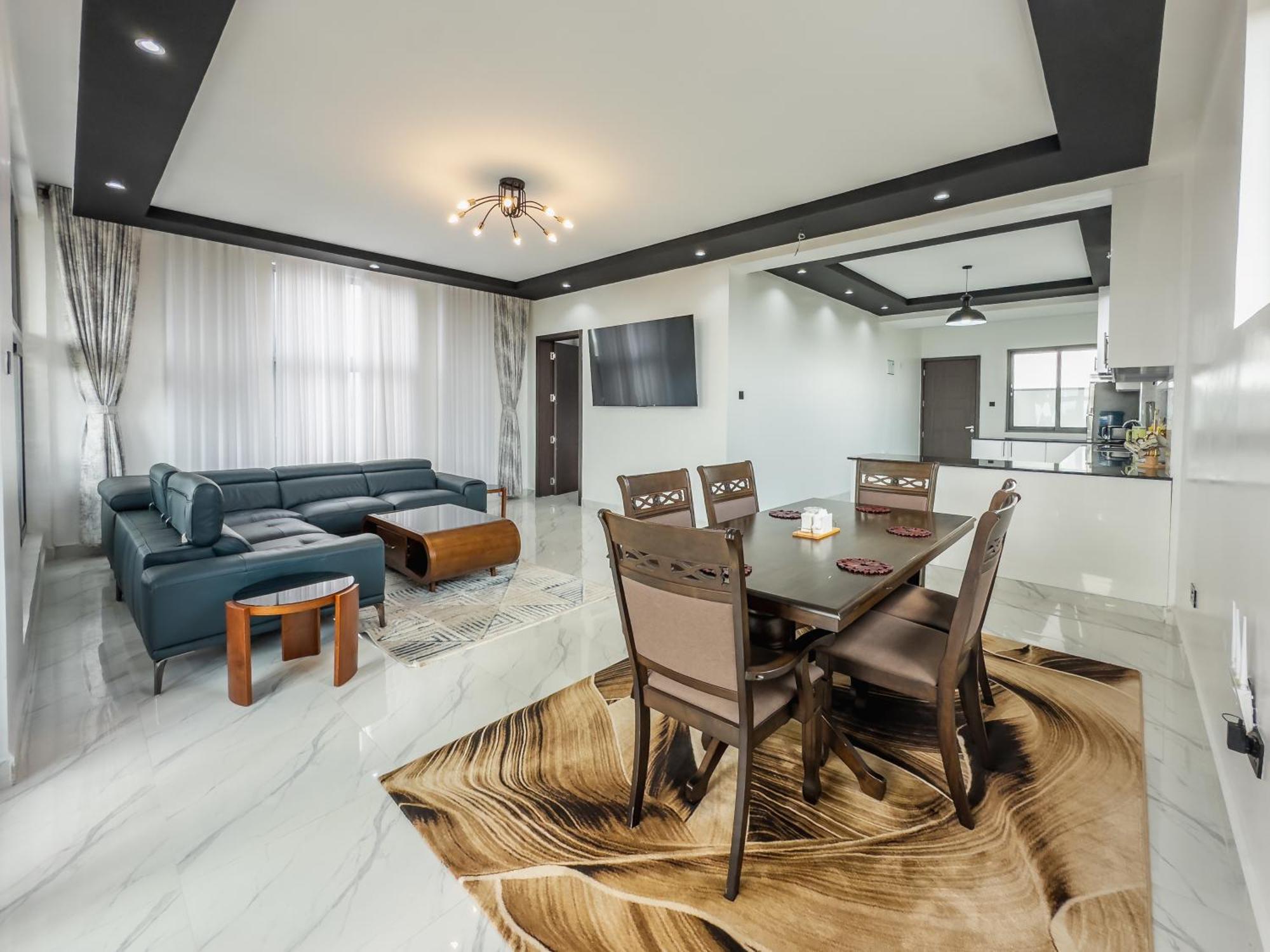 Avian Court Penthouse Aparthotel Naivasha Ngoại thất bức ảnh